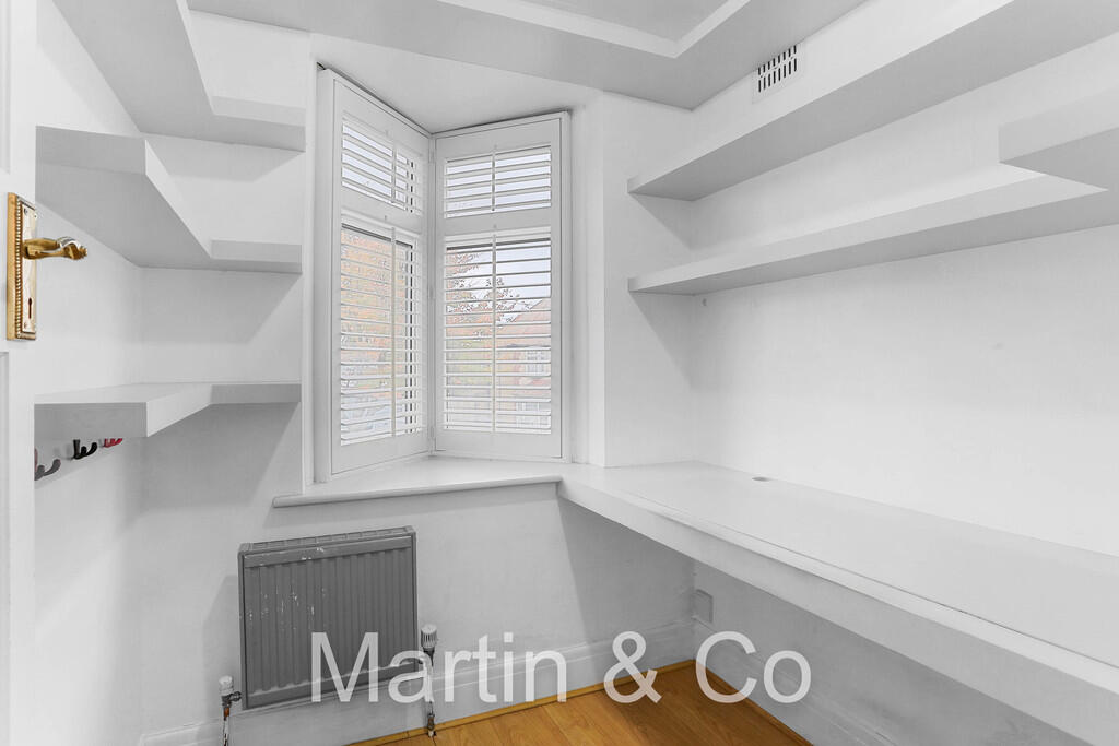 1552118070 - 33 T...