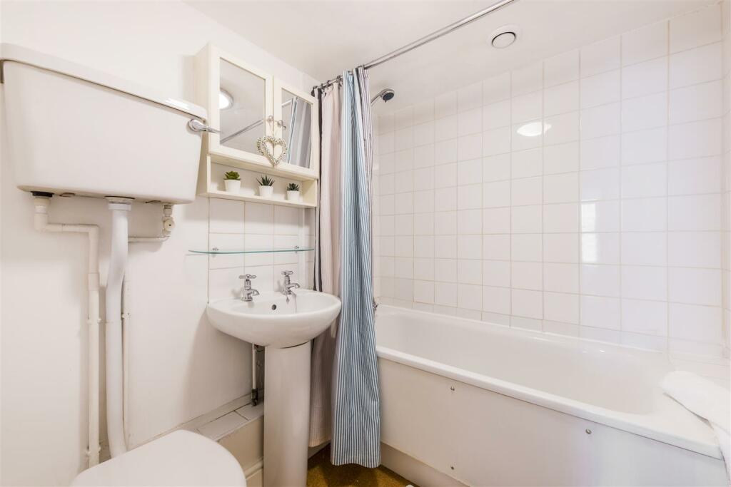 10, 27 Lancaster Gate Hi-9.jpg