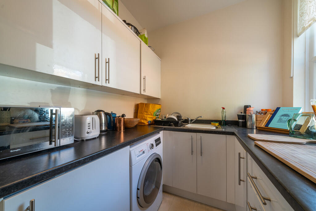 Flat 1 57 Barlow ...