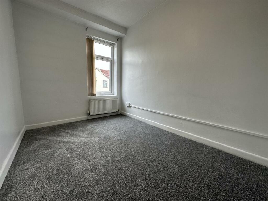 3L Bedroom 3.JPEG