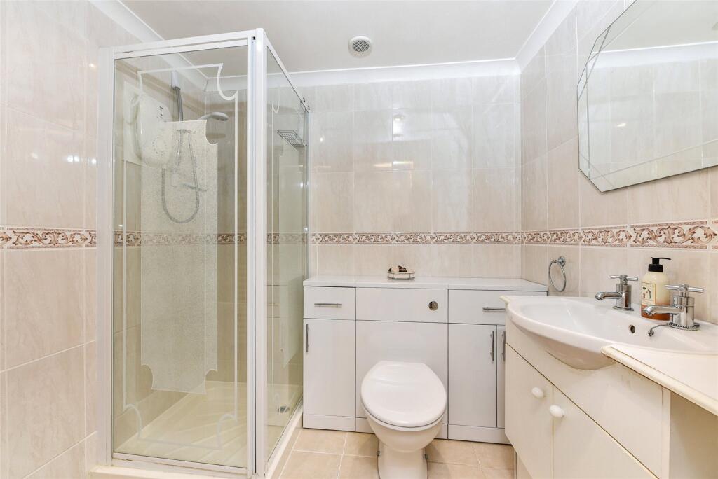 Ensuite