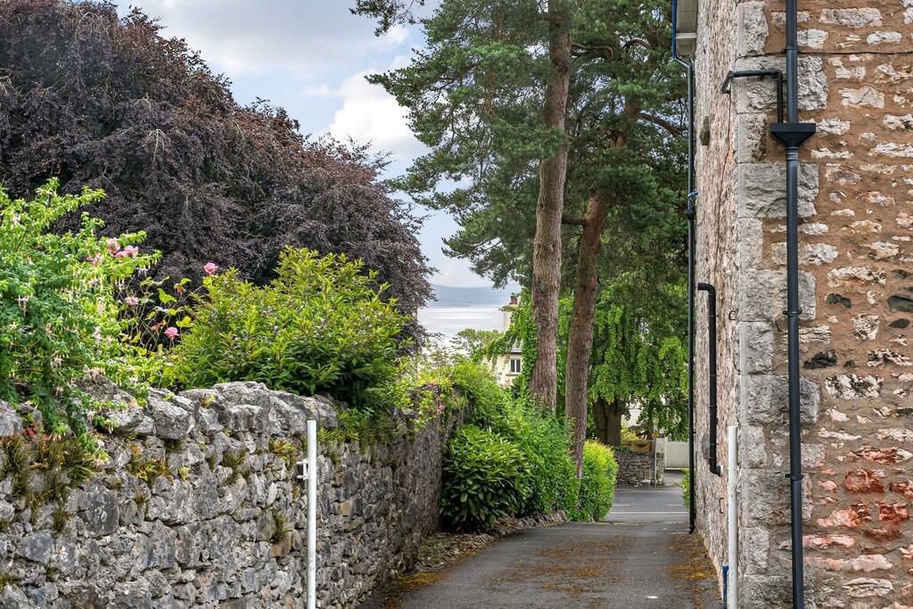 Private Driveway