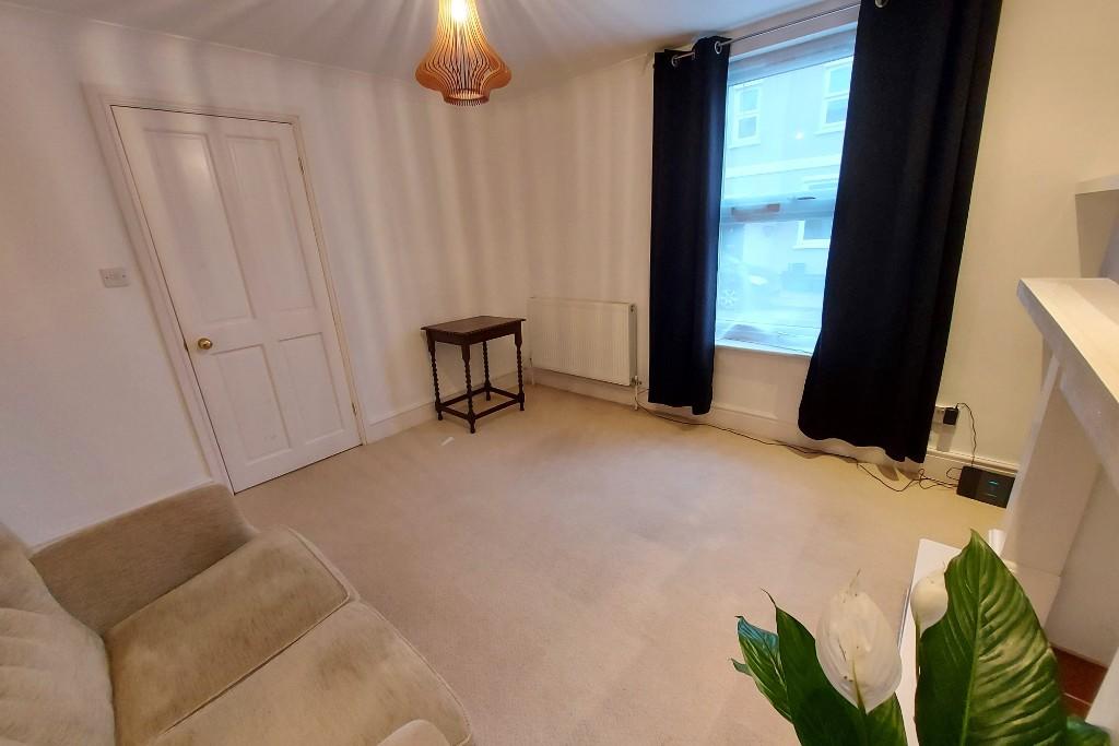 Sitting Room (2) 