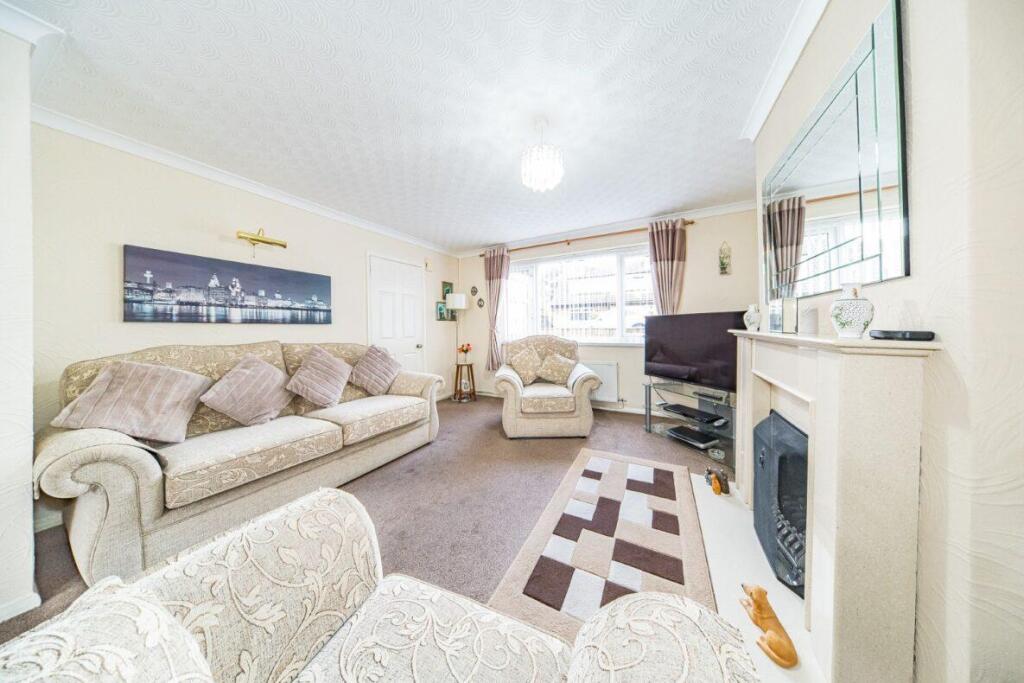 6 Green Road lounge.jpg