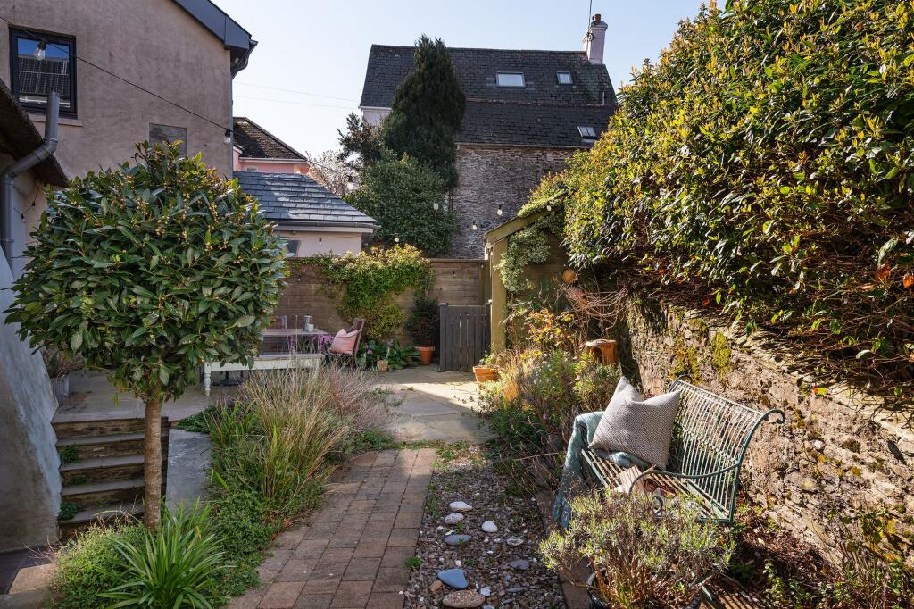 The Old Dairy, Stoke Fleming, Garden