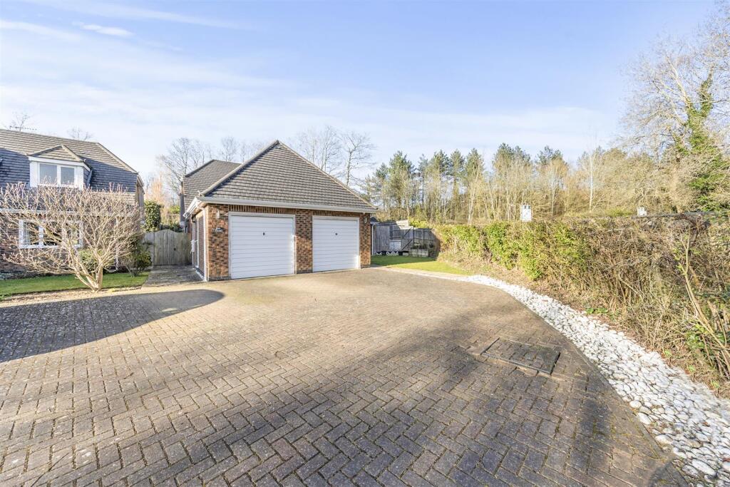 95BradwellRdWeb03.jpg