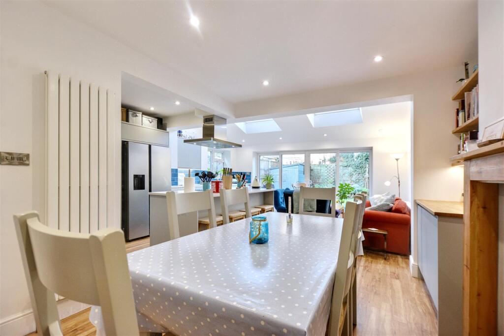 Kitchen Diner_1.jpeg