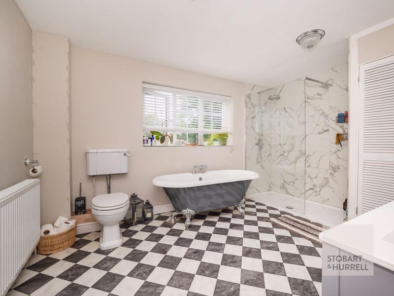 Family Bathroom 