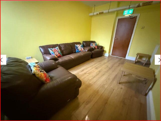 Lounge area 1