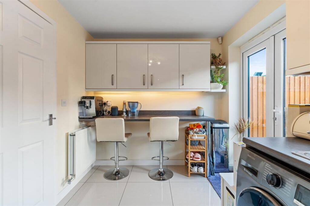 20 Greyhound Road (13 of 32).jpg