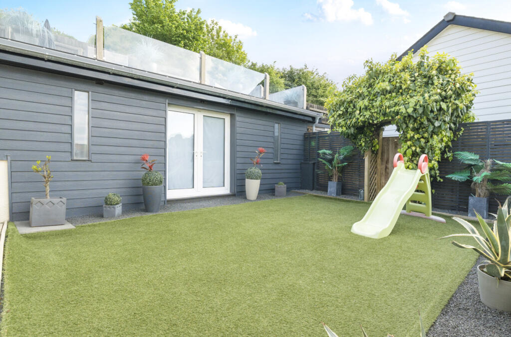 51-681e3fe3edd30-...