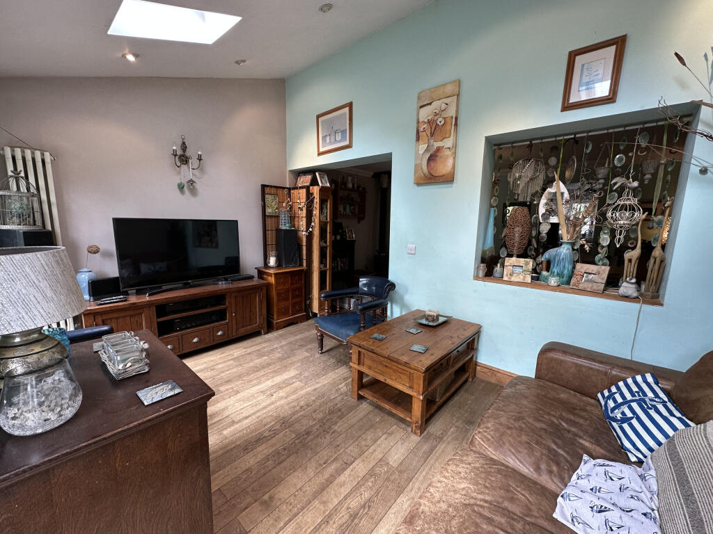 Photo 09-04-2025, 13 34 12