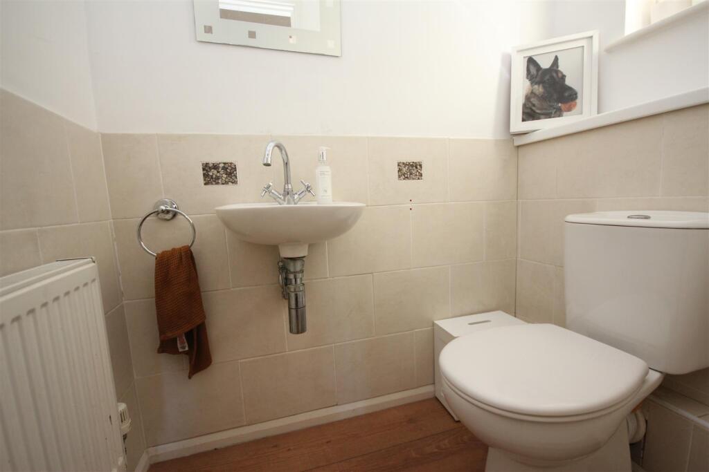 cloakroom.JPG