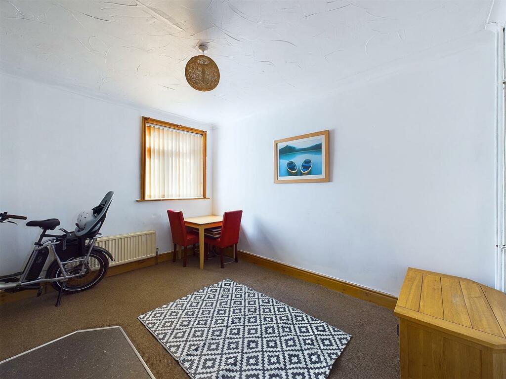 Second Lounge