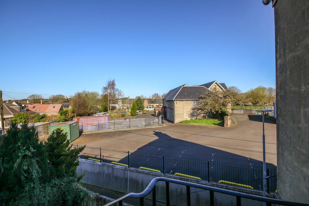 49 Millburn - Sma...