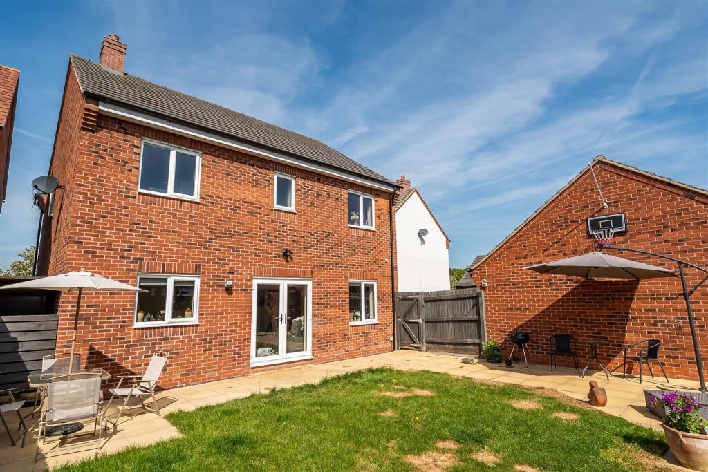 40 Woodcock Way, Ashby