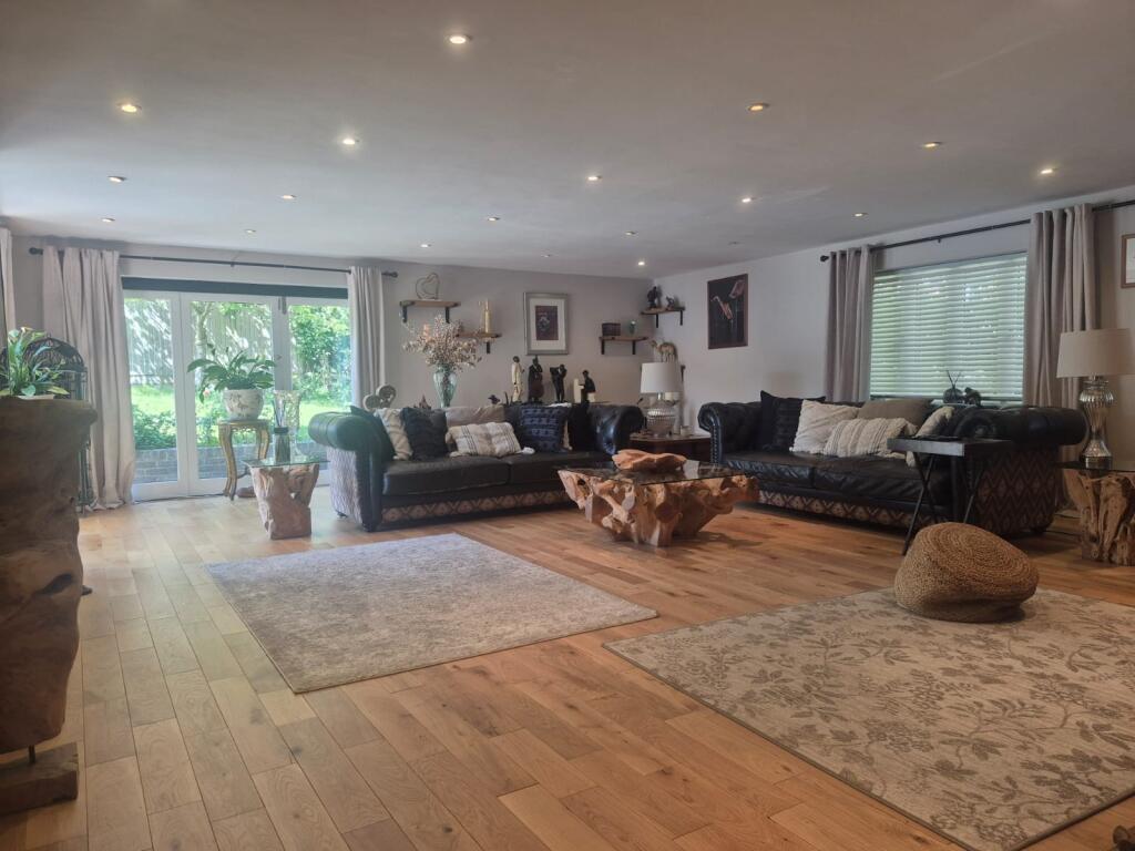 91ab4438-3b5c-484b-bd3c-c76c6b997cdc T202508251346.jpg