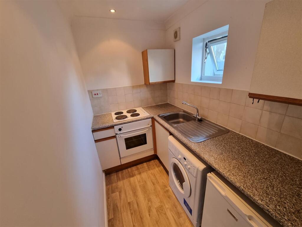 Kitchen.jpg