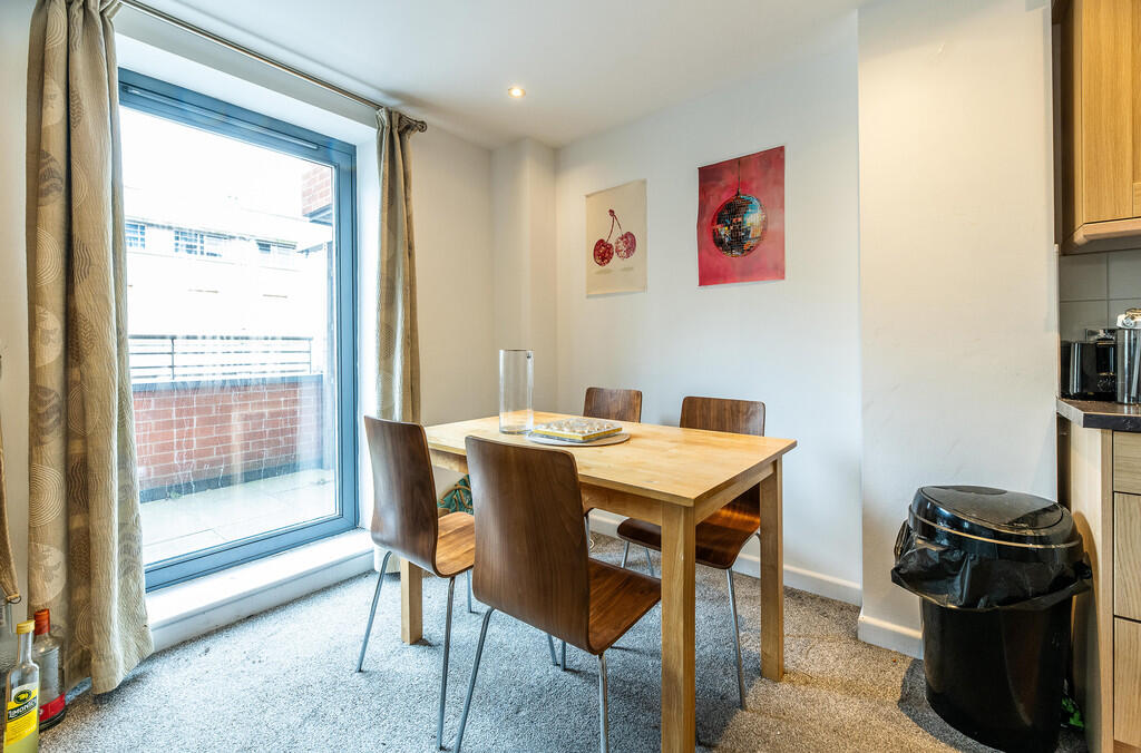 104 Cymbeline Hou...