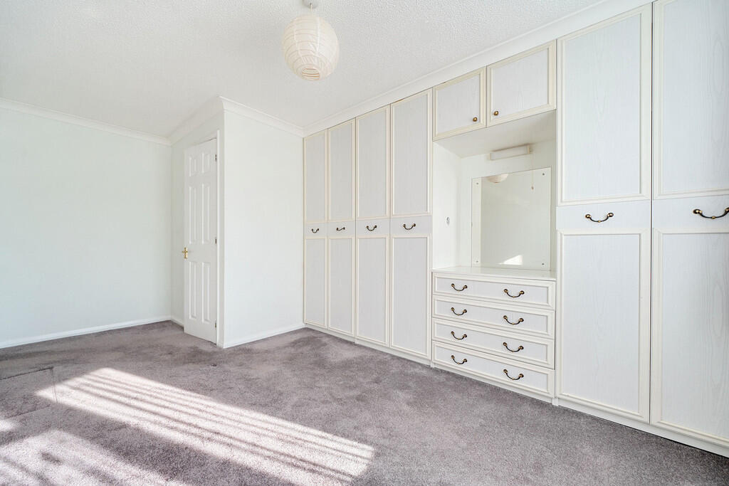 Principal Bedroom...