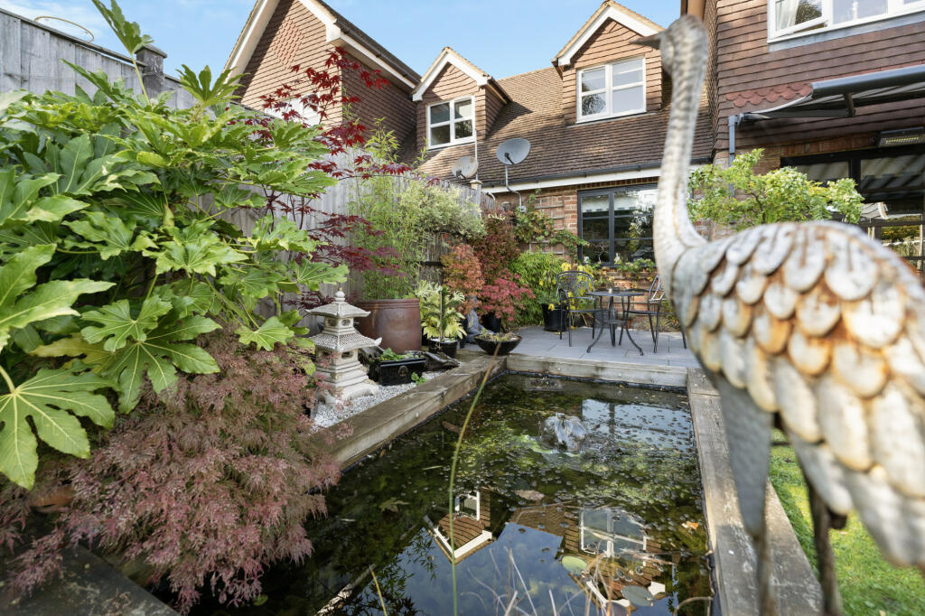 WATER FEATURE