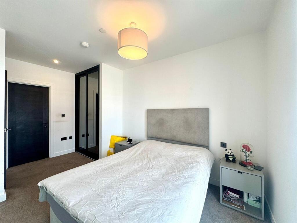 PHOTO-2025-08-14-17-40-29 4.jpg