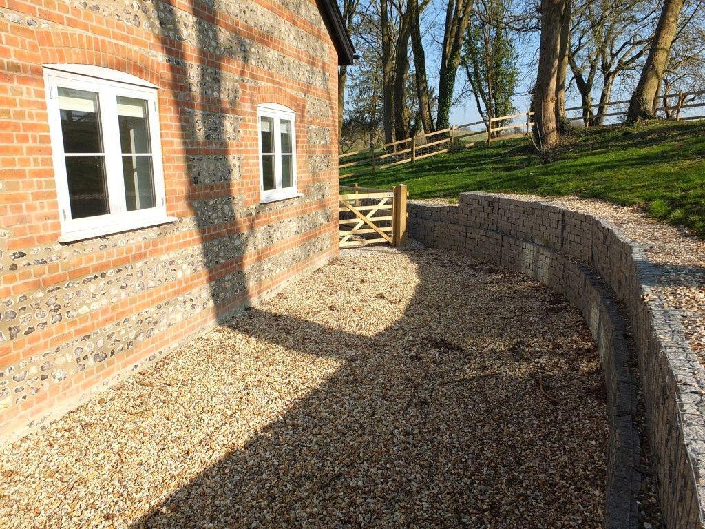 S0833986 (Medium).JPG