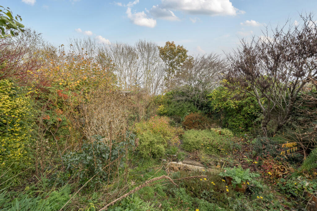 1380418-19-691478...