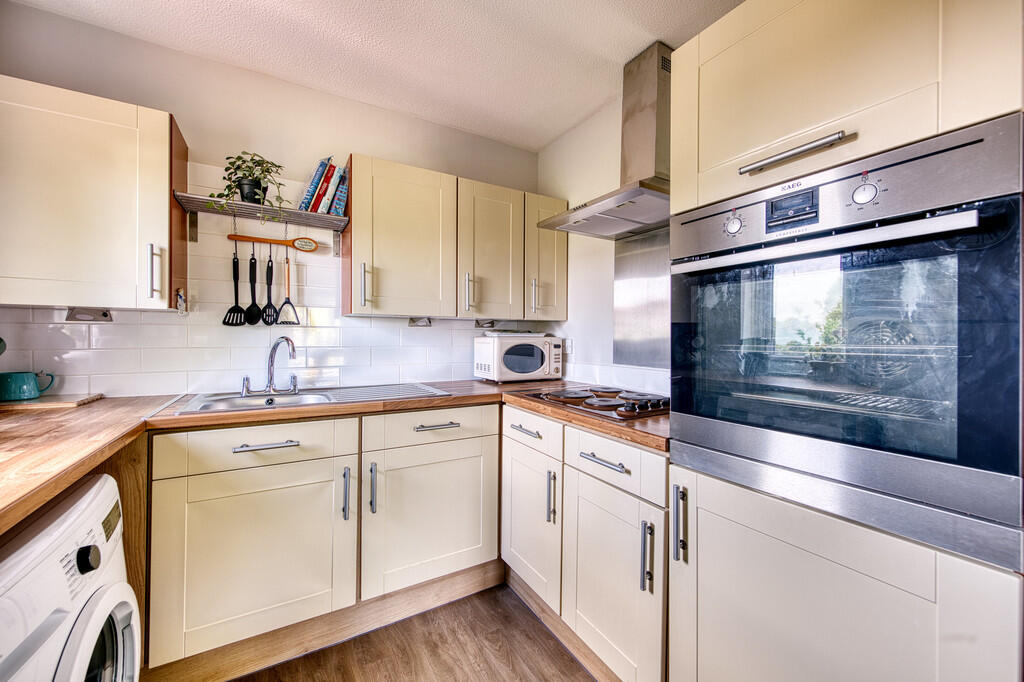 Kitchen 2