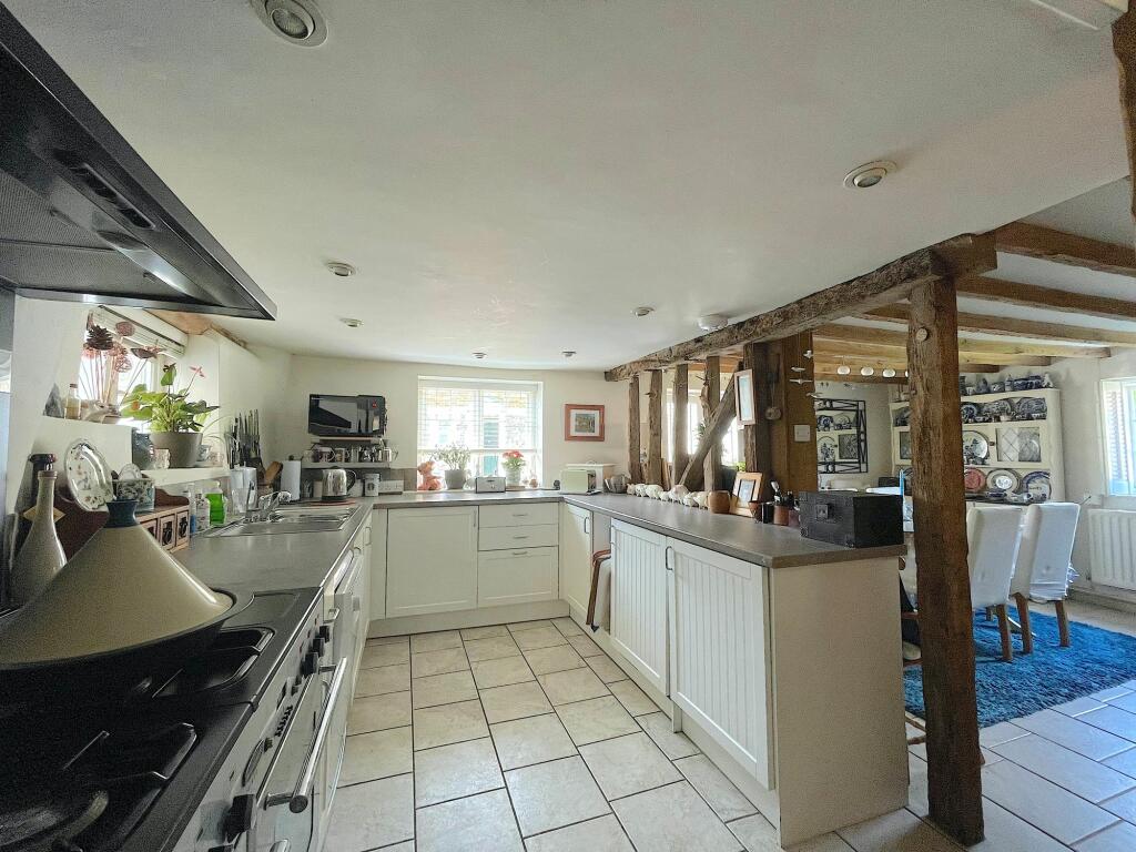 Kitchen (1)