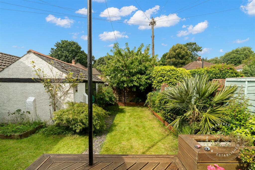 Allensbank Road, Heath, Hern Crabtree (18).jpg