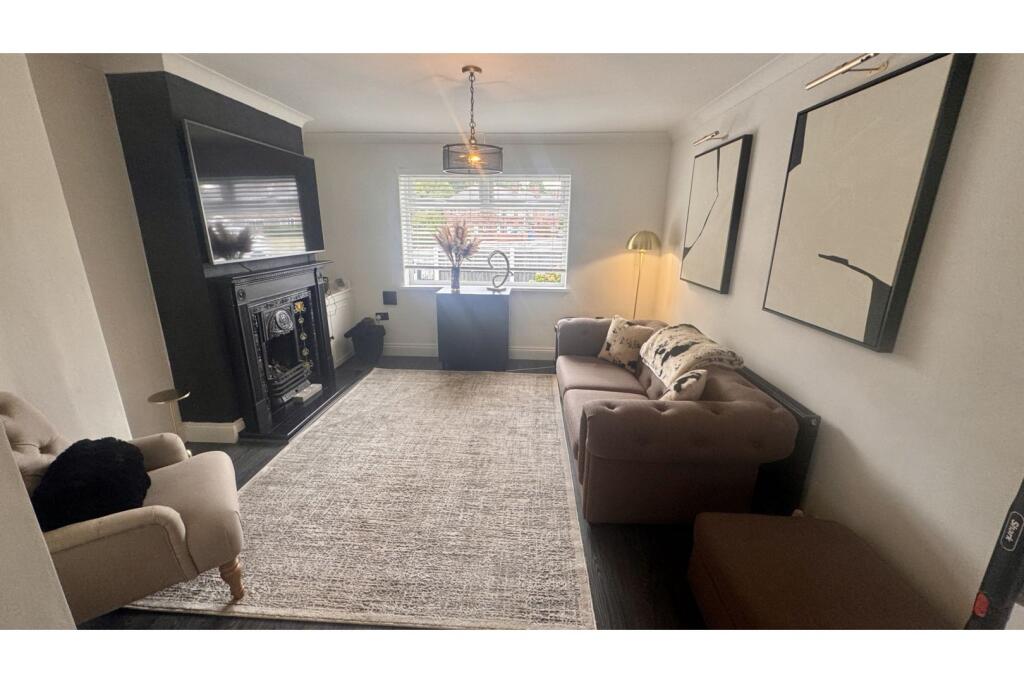 Living / Dining Room