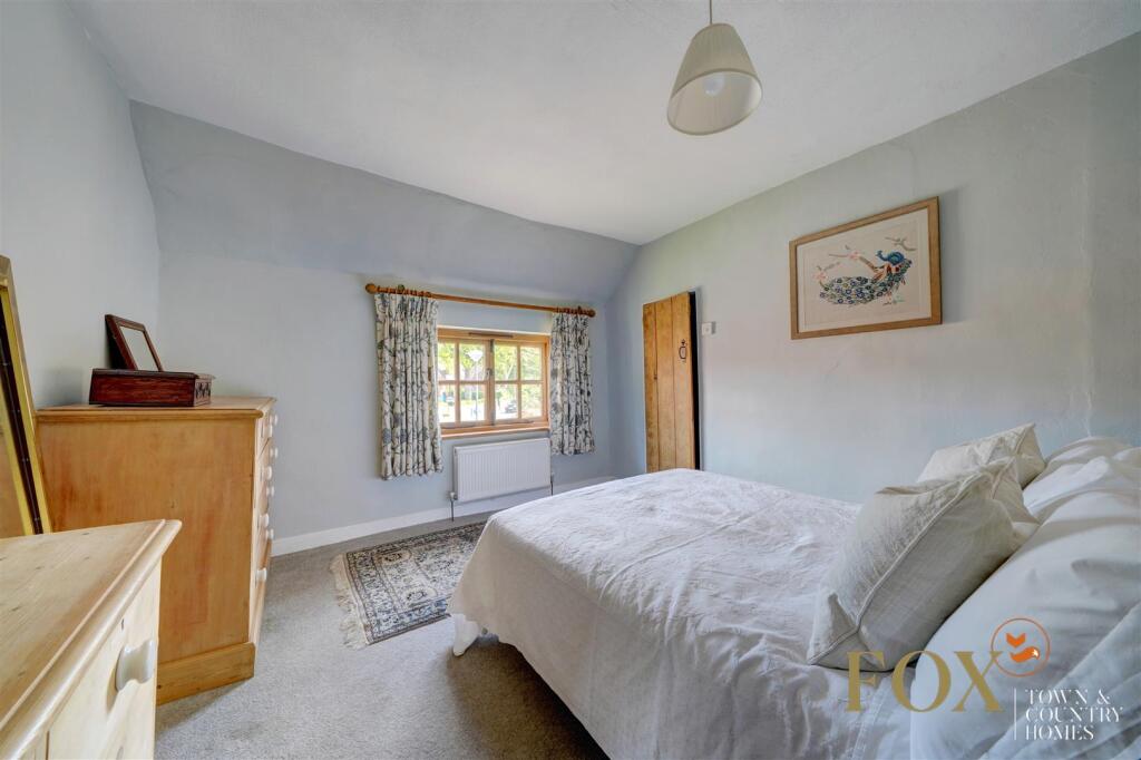 Folly Cottage (39).jpg