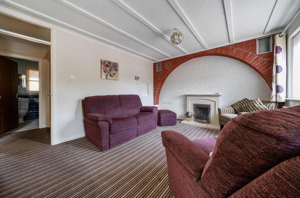 1384083-7-692426a...