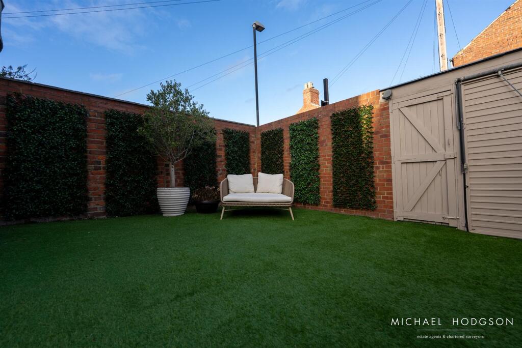 80 Ewesley Road-43.jpg