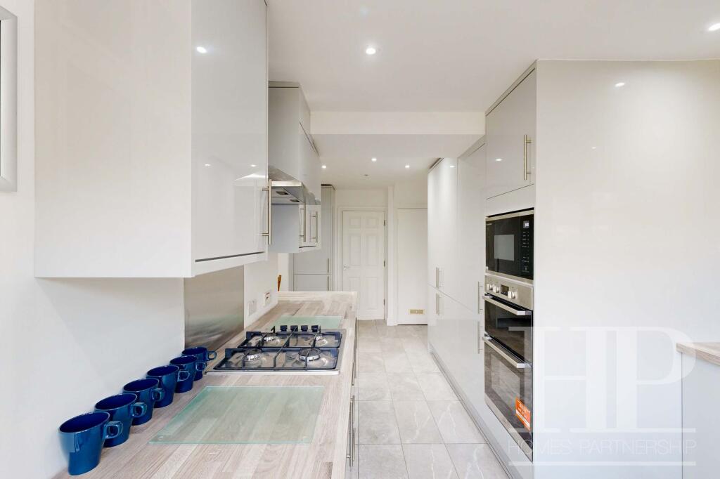 Communal Kitchen/Living Room