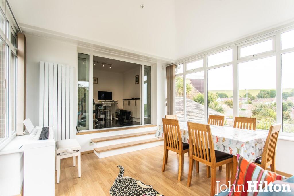 Burnham Close41.jpg