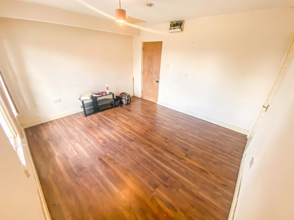 Living/Bedroom