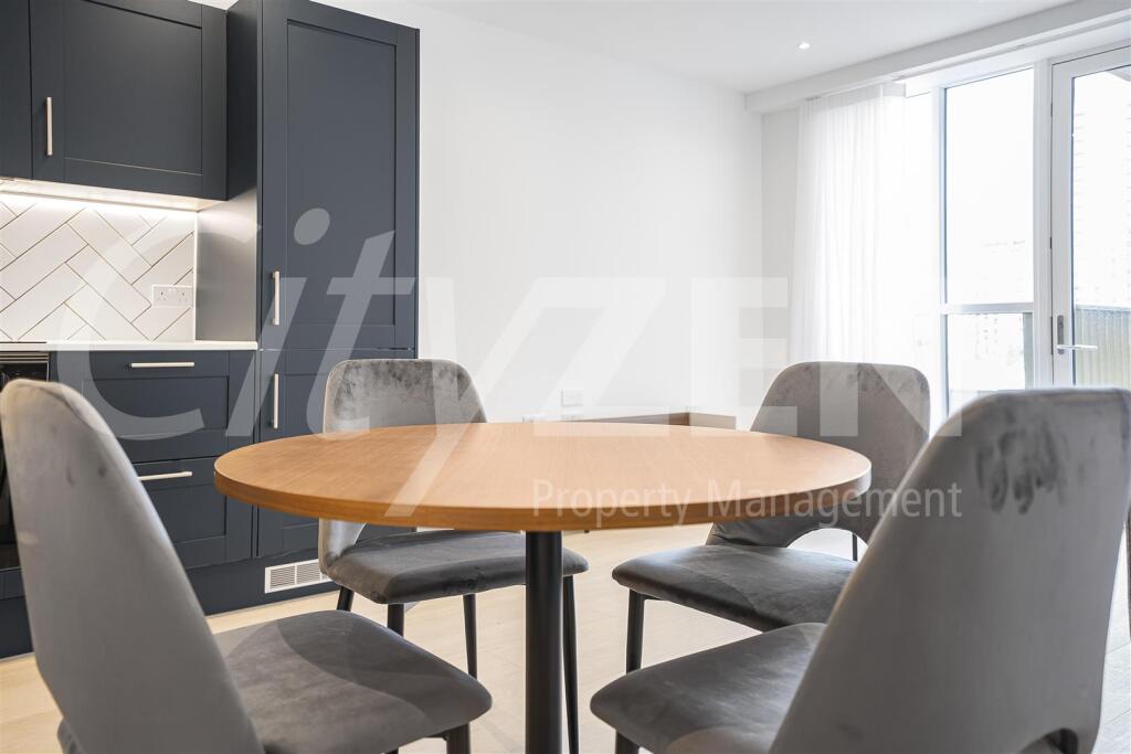 DINING AREA (SIMILAR APARTMENT)