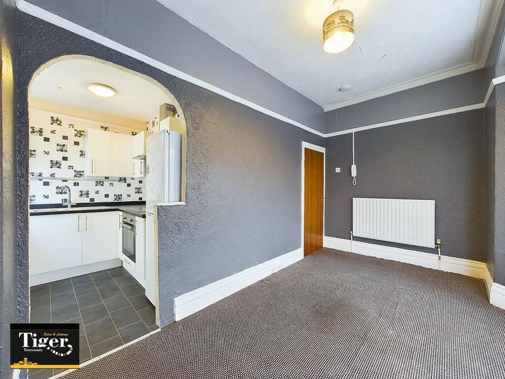 CAM03440G0-PR0196...