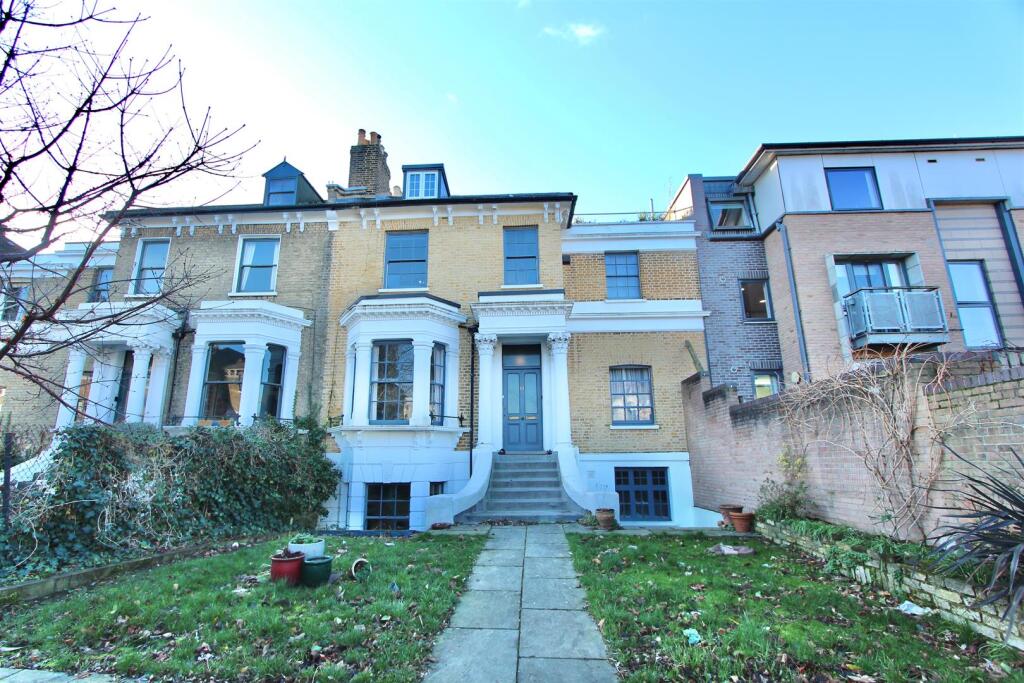 Lordship Road, N16