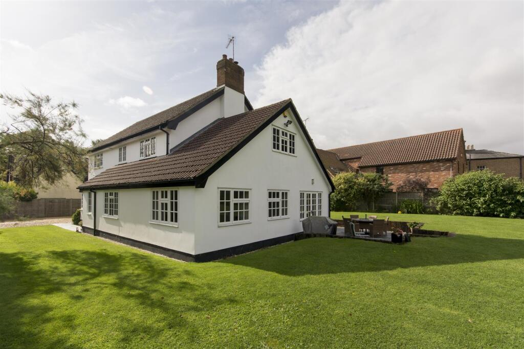 External 5 High Res JPG.jpg