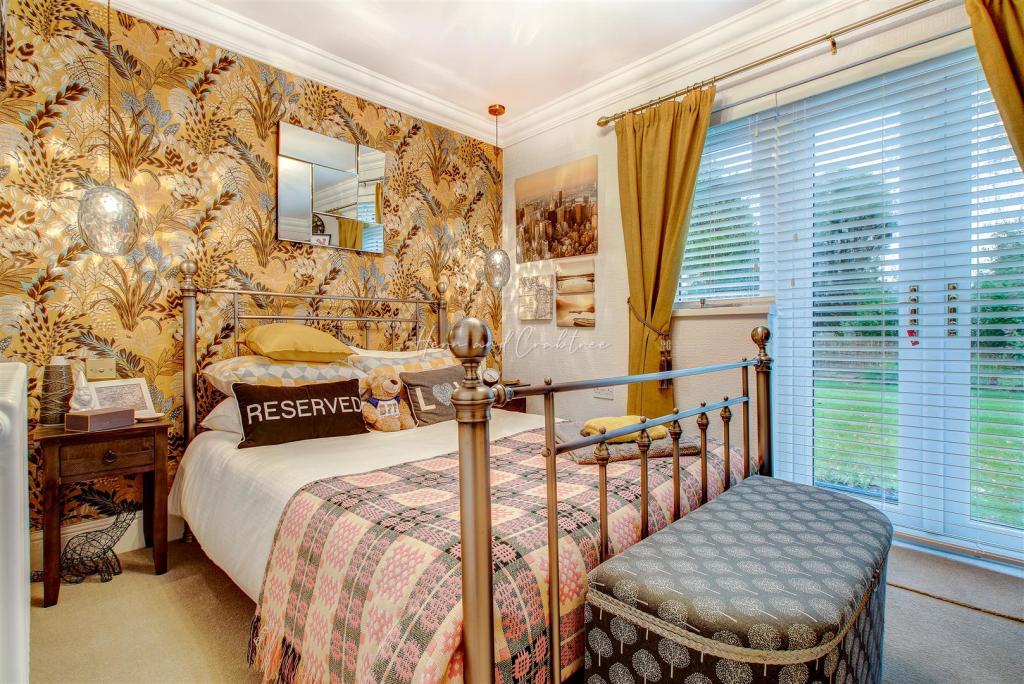 Elan Close, Aberdare, HernCrabtree (28).jpg