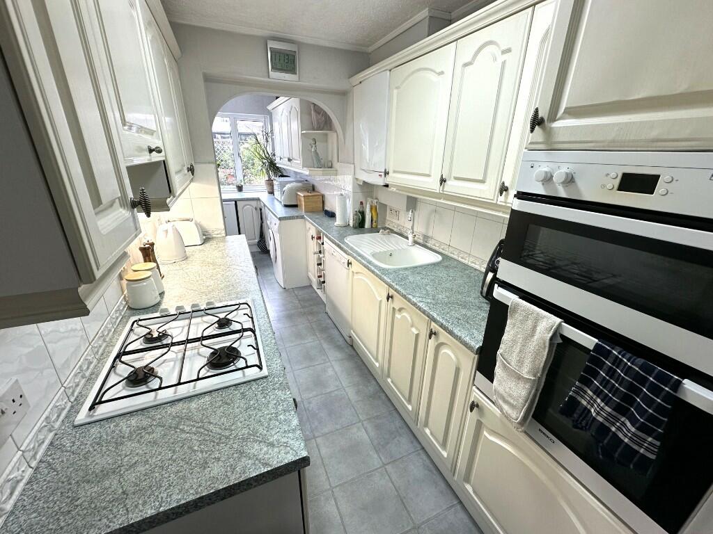 EXTENDED KITCHEN (A)