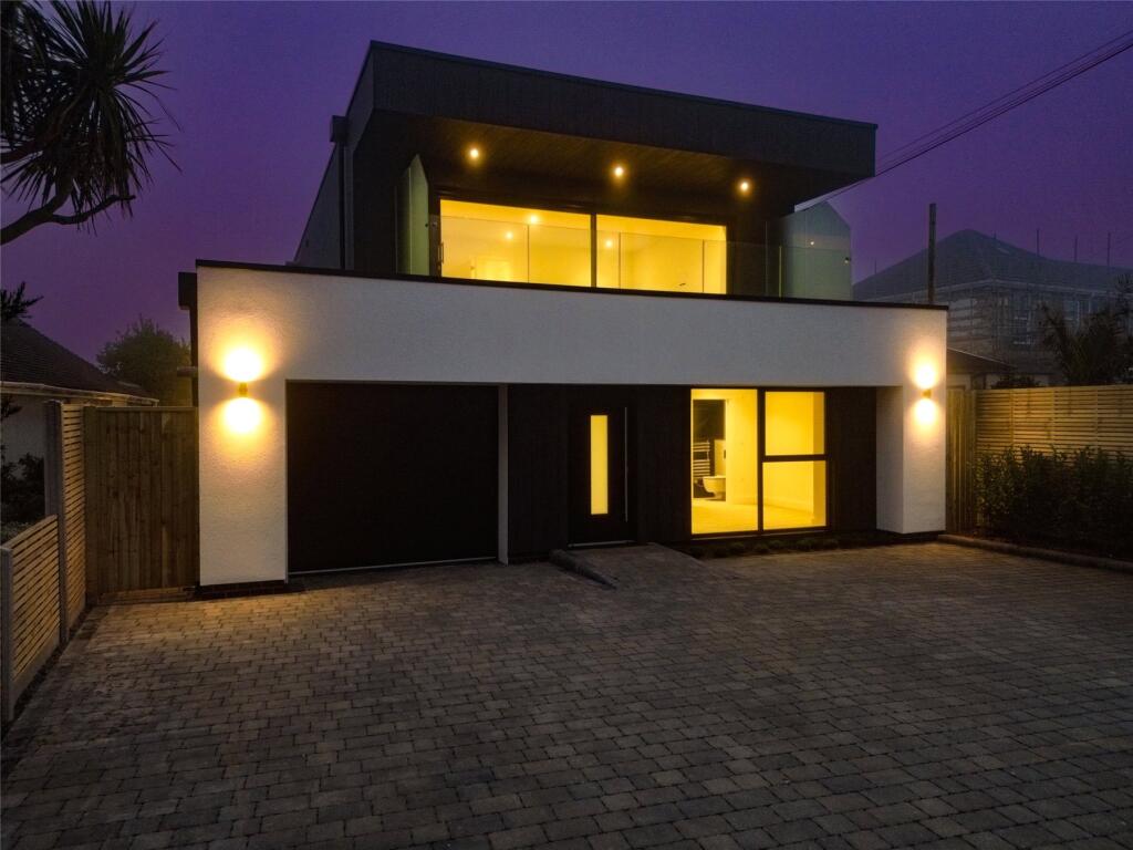 Dusk Front Aspect