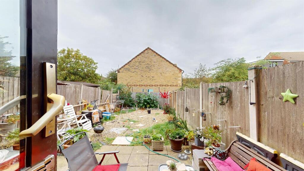 House for sale Barrain London Estate Agents