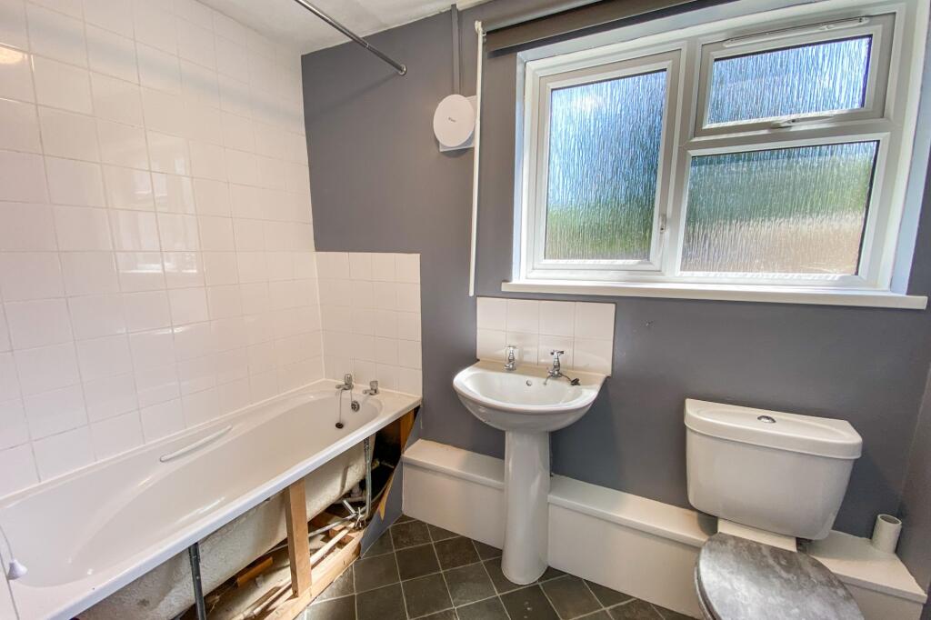 2 Dallimore Mead, Nunney, Frome, BA11 4NB