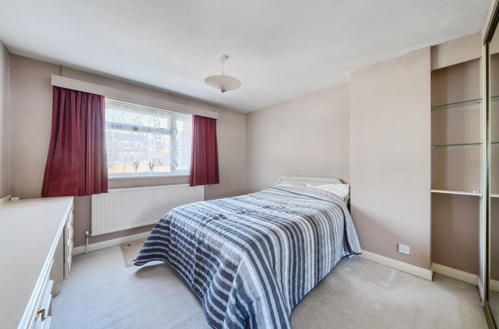 1343821-8-68a6edb...