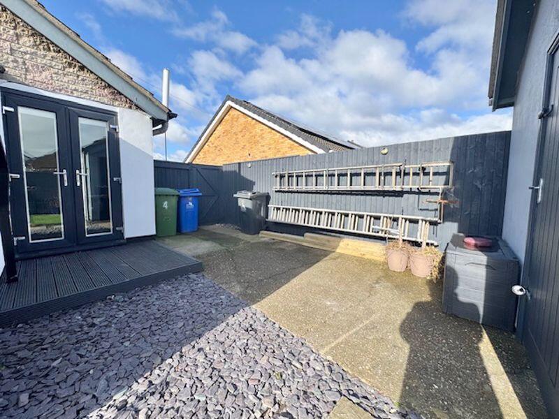 Side patio and service area