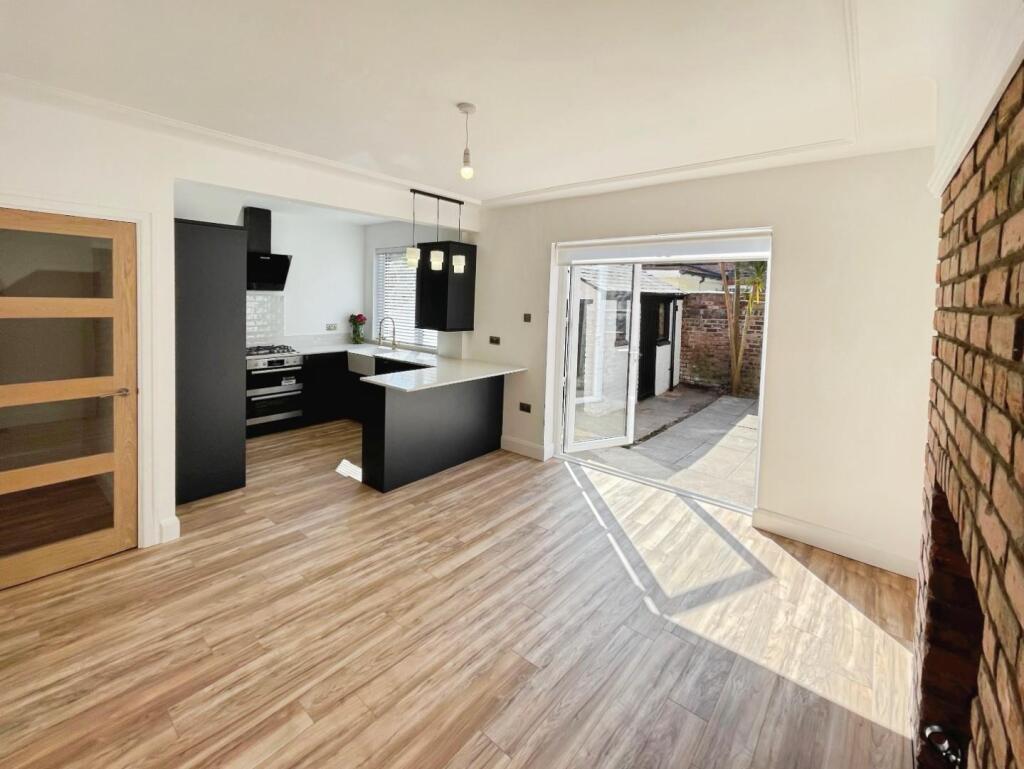 0155e853--47BA-B99B-4182F0FCE9AC-28189-000004164E3